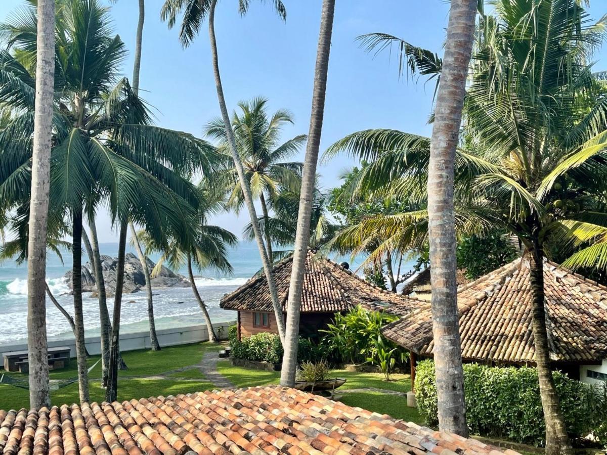 Rockside Cabanas Hotel Unawatuna Ngoại thất bức ảnh