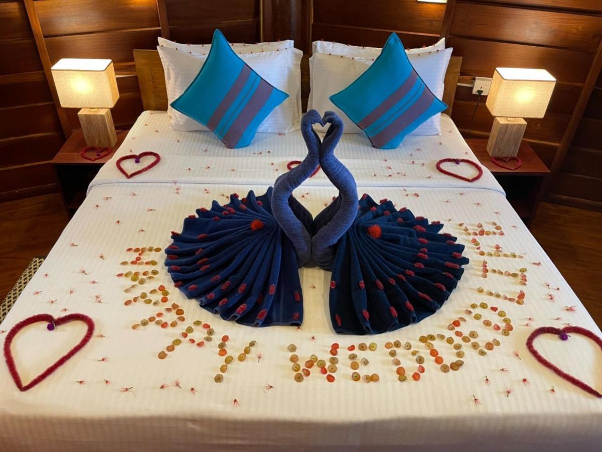 Rockside Cabanas Hotel Unawatuna Ngoại thất bức ảnh