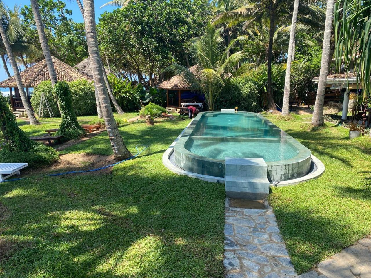 Rockside Cabanas Hotel Unawatuna Ngoại thất bức ảnh